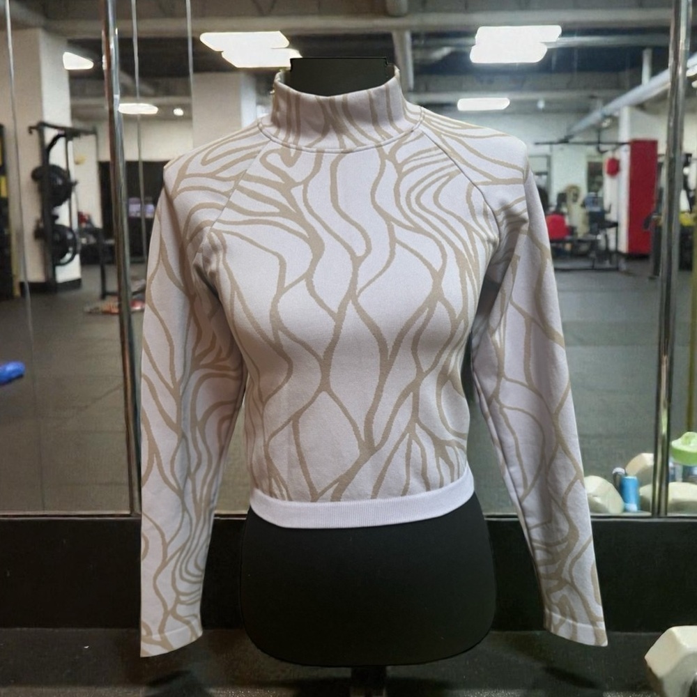 FABLETICS ATHLETIC WORKOUT CASUAL LILAC & TAUPE LONG SLEEVE BODYCON TOP SIZE L